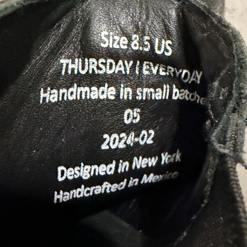 Thursday Boot Co Legend Chelsea Boot Black Leather Women’s Size 8.5 US - Picture 6 of 11